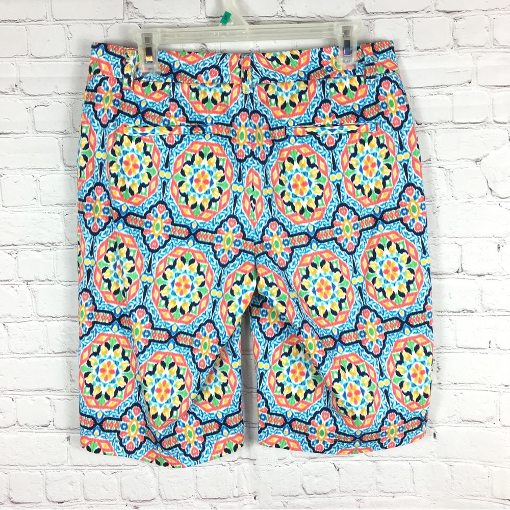 Jones New York stretch multi colored print Bermuda shorts size 6 - Picture 4 of 9